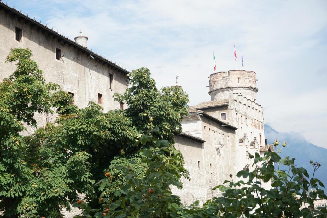 I Dodici Mesi Rooms&Apartments Trente Buitenkant foto